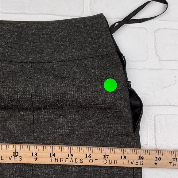 Le Suit  Women 4 Black White Flecked Peplum Polyester Classic Career Party Flaws - Picture 12 of 16